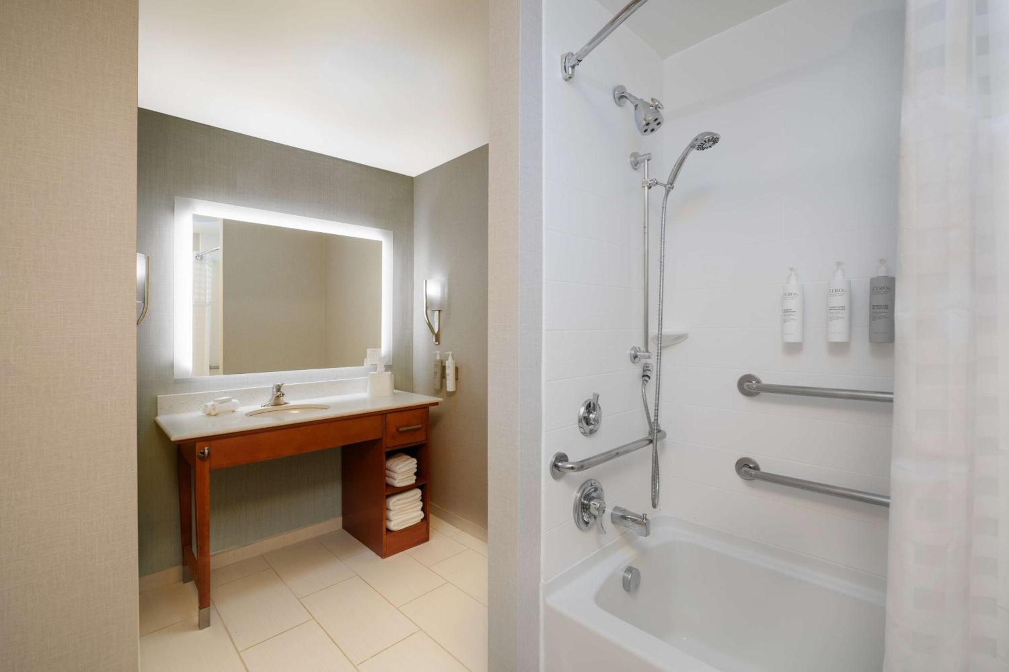 Homewood Suites By Hilton Gateway Hills Νάσουα Εξωτερικό φωτογραφία